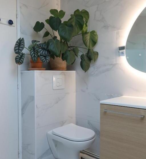 住宿加早餐  Chambre D Hôte Fleurie