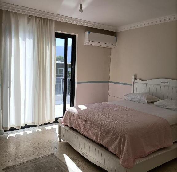 Bed and Breakfast Holistic Balance