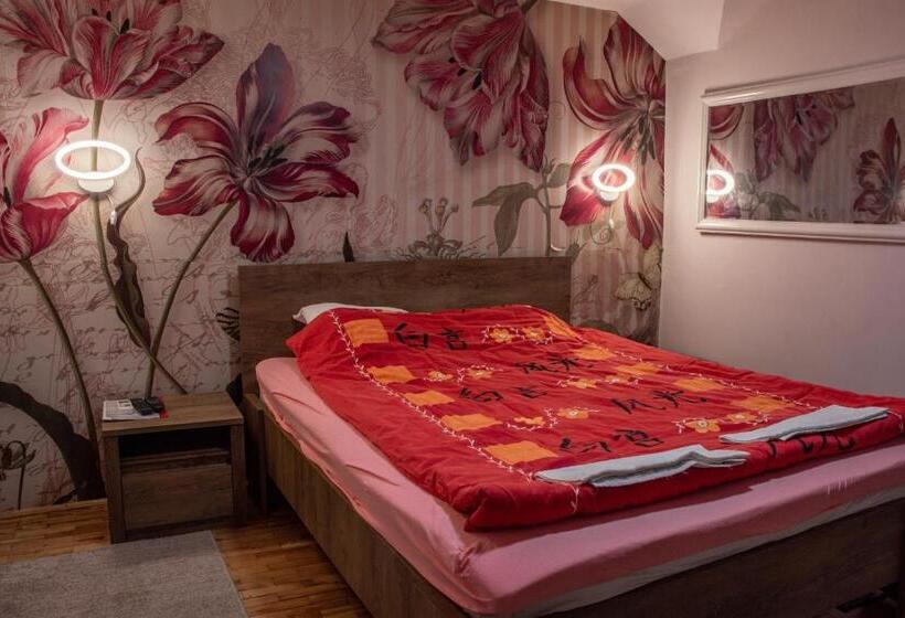 تختخواب و صبحانه Babiko Dtm 037