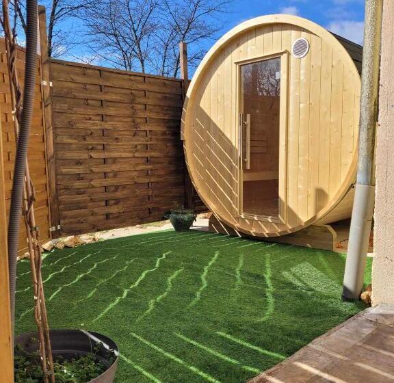 민박 L Eden Du Quercy