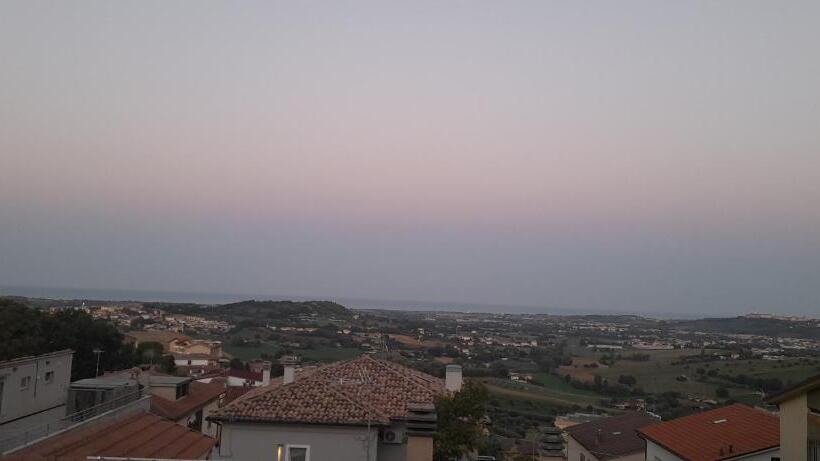 مبيت وإفطار La Dimora Dei Musicisti