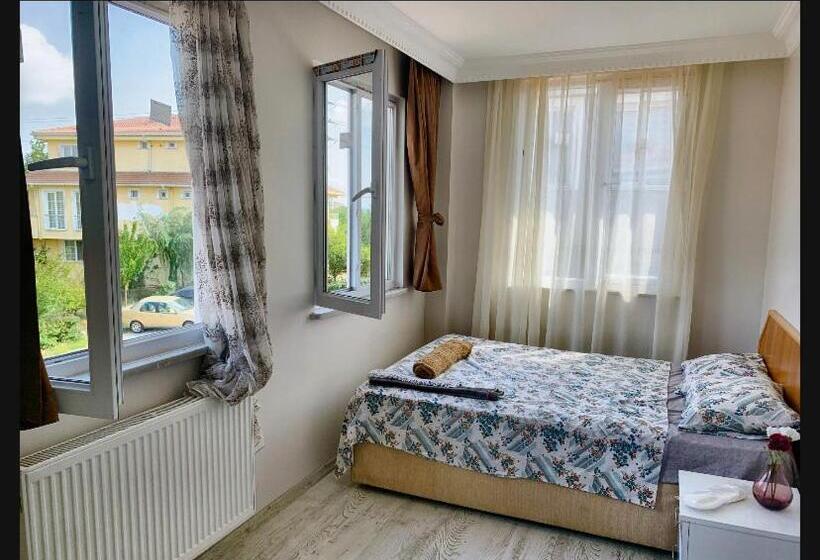 住宿加早餐  Nur And Yusuf S