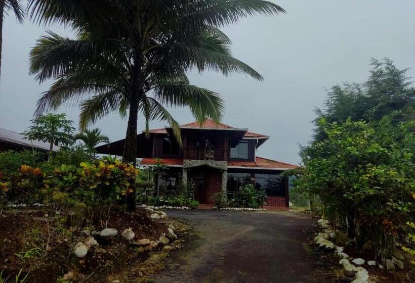 تختخواب و صبحانه The Roadhouse