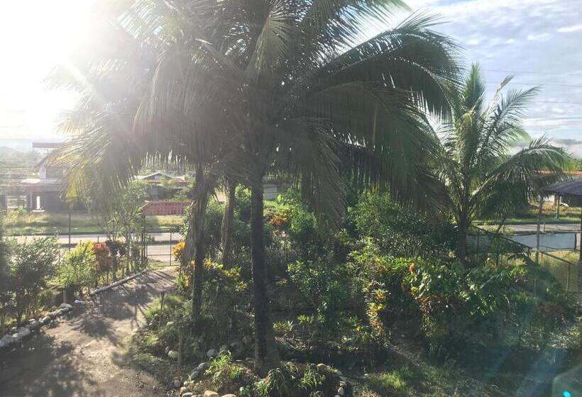 민박 The Roadhouse