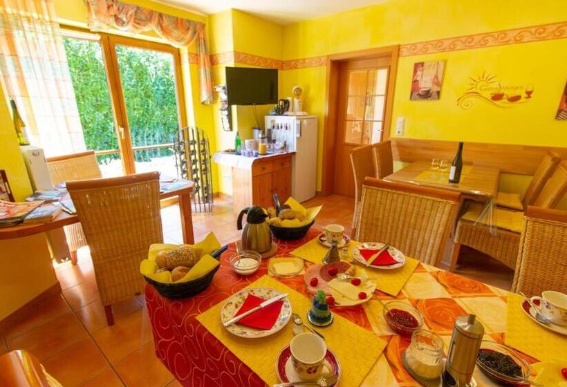 Bed and Breakfast Wein  Und Gästehaus Michels