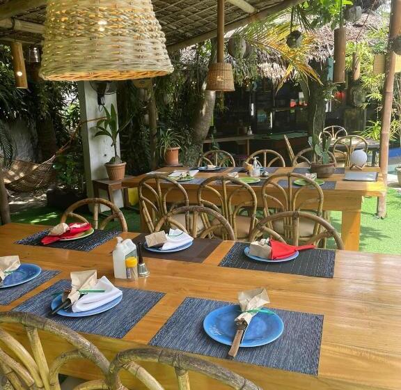 Big Apple Dive Resort