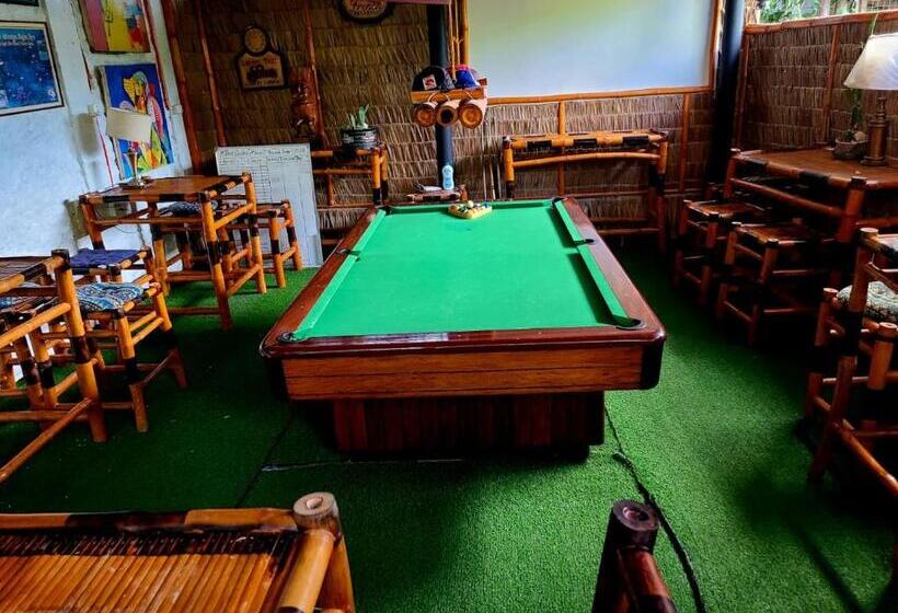 Big Apple Dive Resort