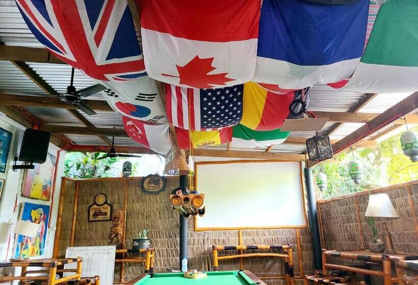 Big Apple Dive Resort