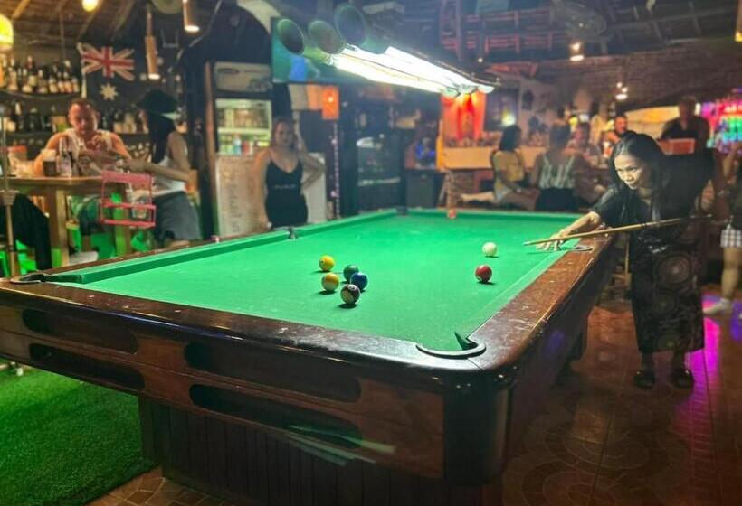 Big Apple Dive Resort