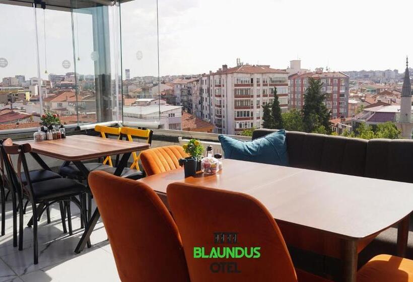 Blaundus Otel