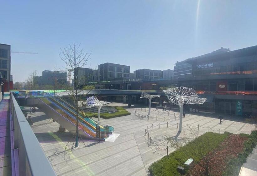 Chengdong Yishu Inn Youth Hostel