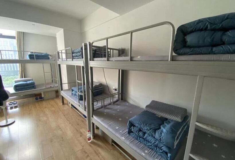 Chengdong Yishu Inn Youth Hostel