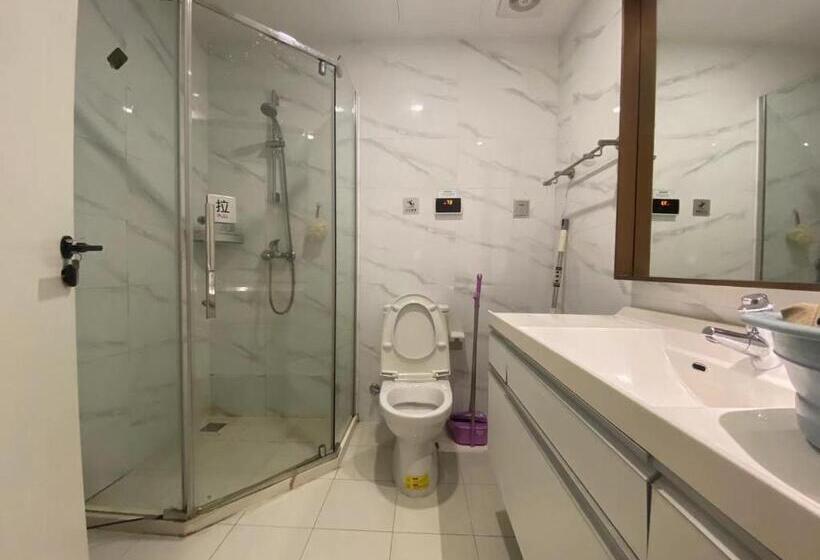 Chengdong Yishu Inn Youth Hostel