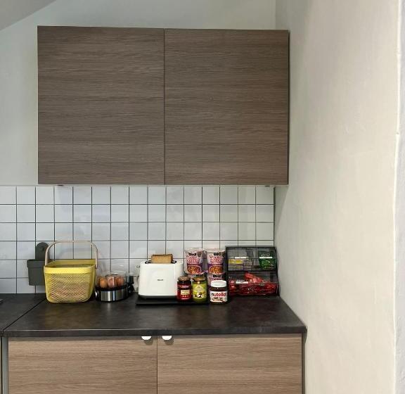 Code Hostel At Lavender