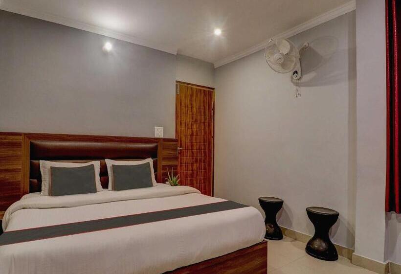 Collection O Vinayak View King Hotel & Restaurant