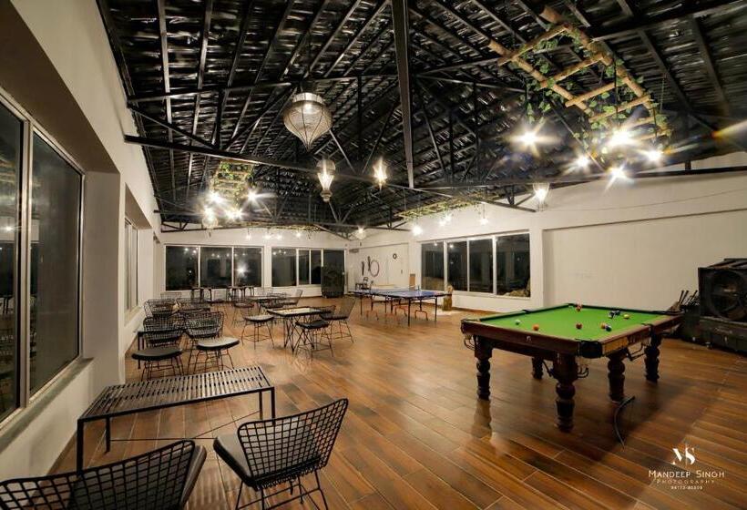 Elite Valley Grassfield Resort