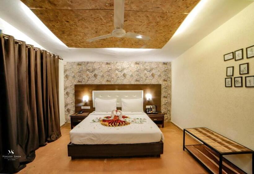 Elite Valley Grassfield Resort