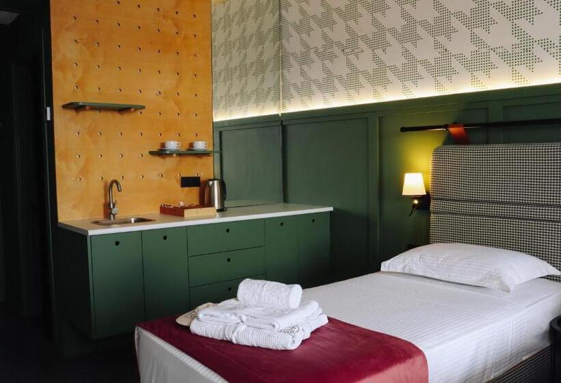 هتل Bamboo Garden