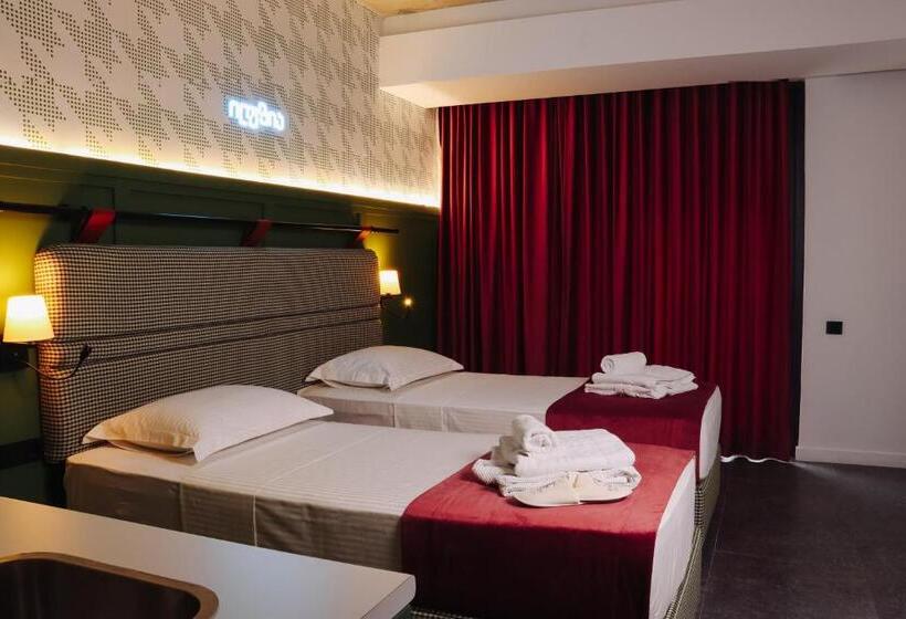 هتل Bamboo Garden