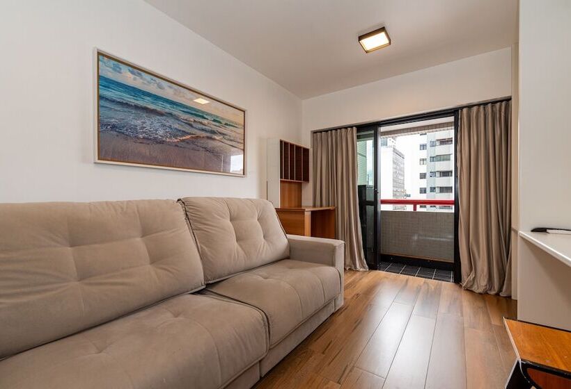 Отель Metropolitan Flats