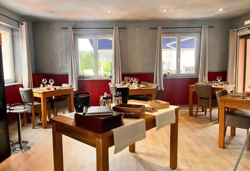 ホテル Logis Hôtel Chalet Altitude