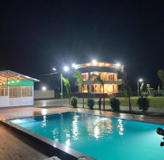 בית מלון כפרי Coconut County