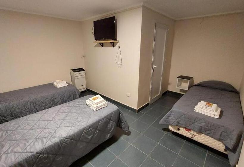 فندق El Viejo Bar