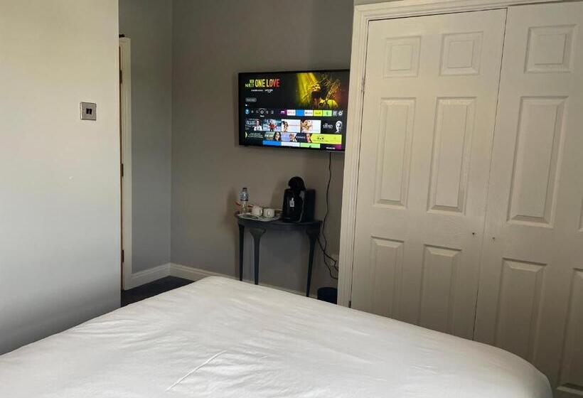 فندق Feildens Arms &