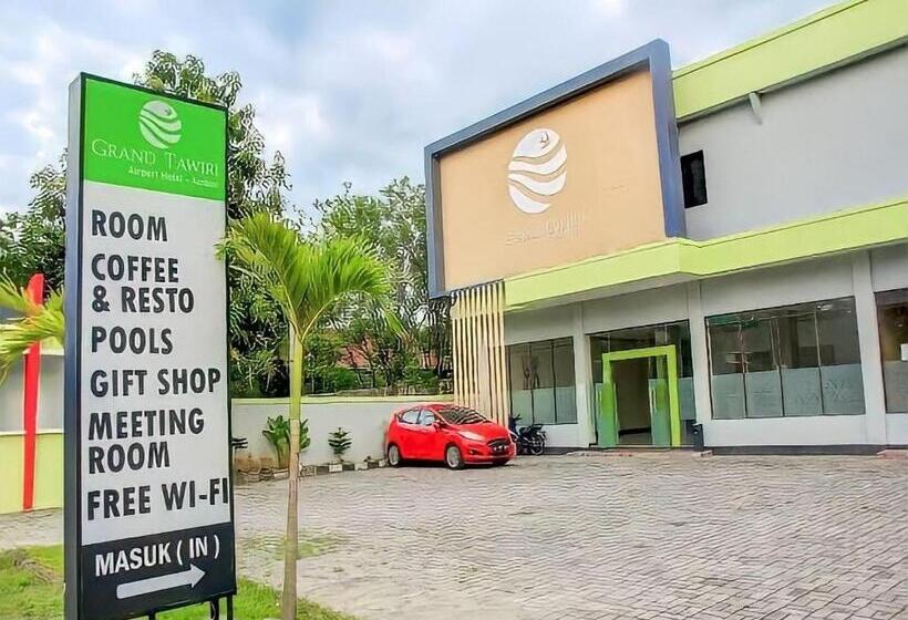 هتل Grand Tawiri