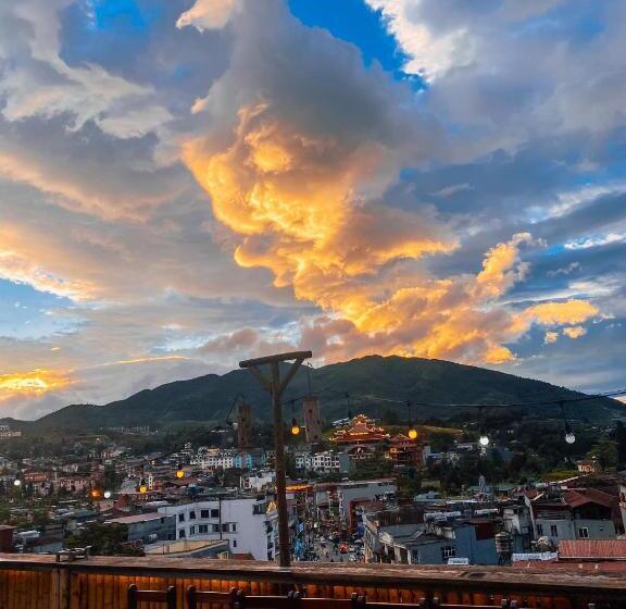 هتل Homestay Sapa Thutran