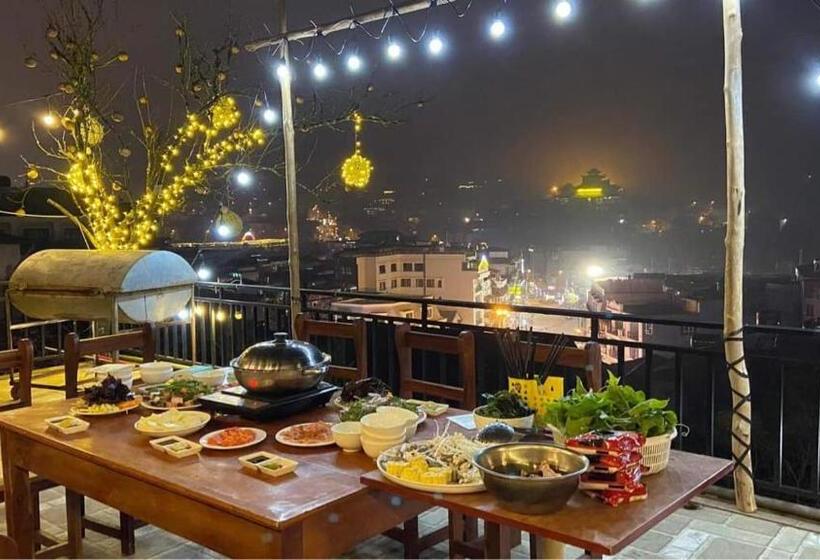 هتل Homestay Sapa Thutran