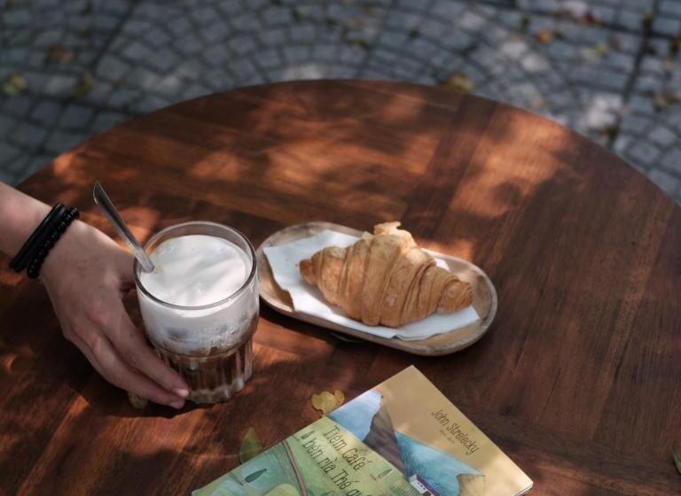 هتل Khách Sạn Phương đông