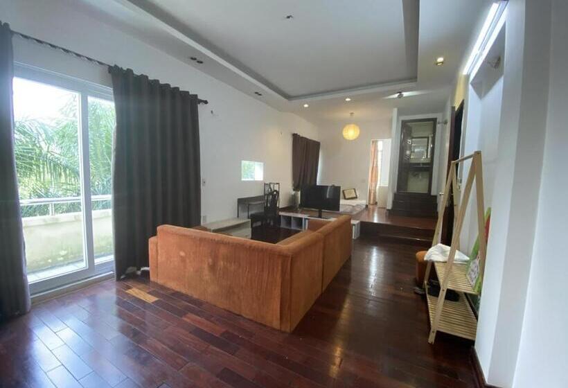 هتل Khách Sạn Phương đông