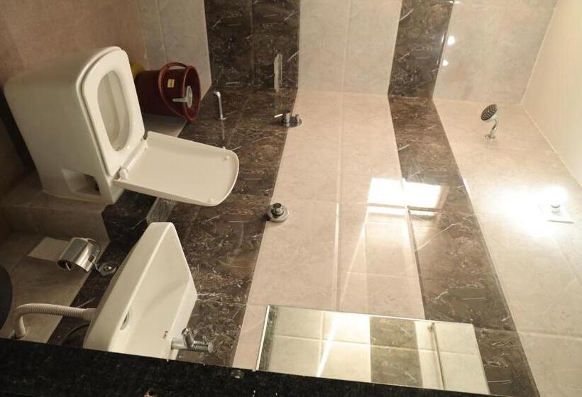 בית מלון כפרי Lord Krishna