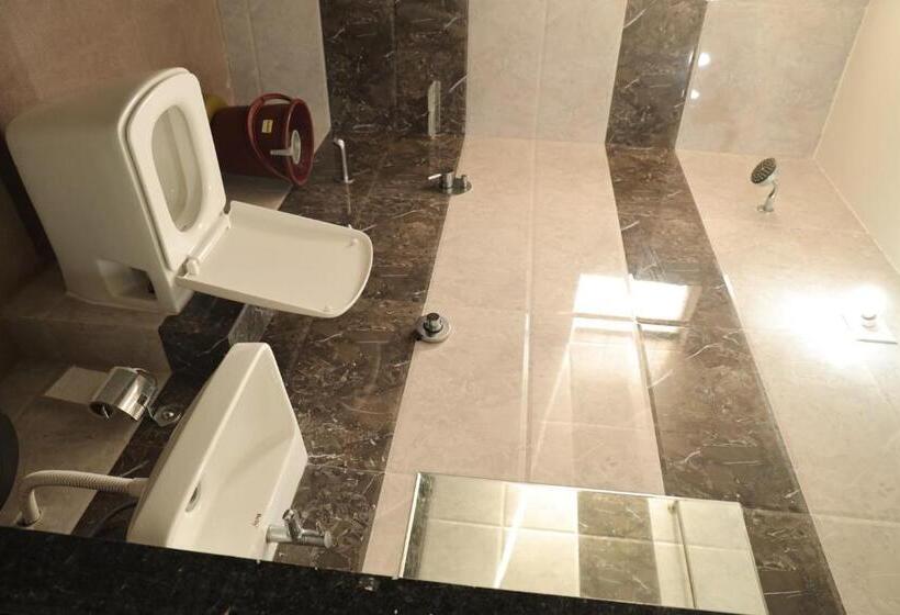 בית מלון כפרי Lord Krishna