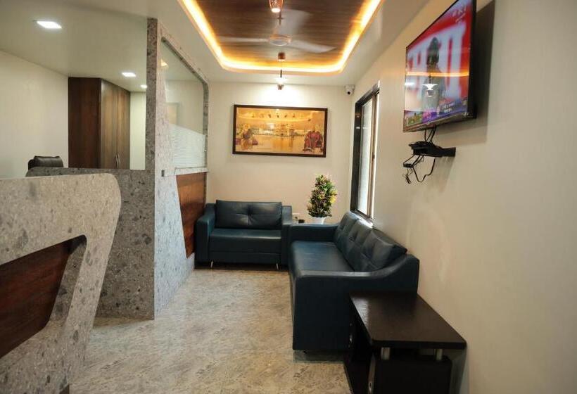 בית מלון כפרי Lord Krishna