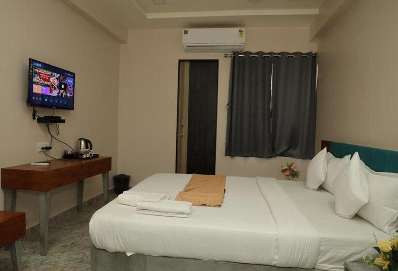 בית מלון כפרי Lord Krishna