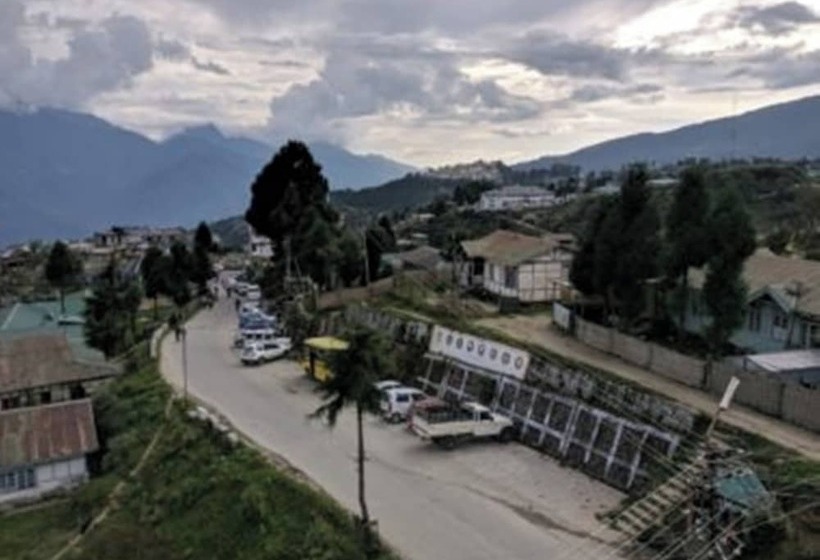 ホテル Mon Kyimojong