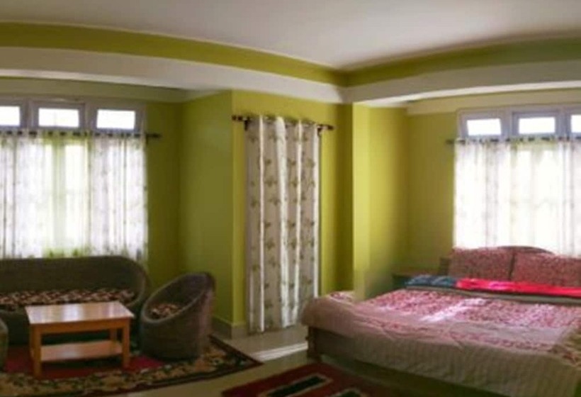 ホテル Mon Kyimojong