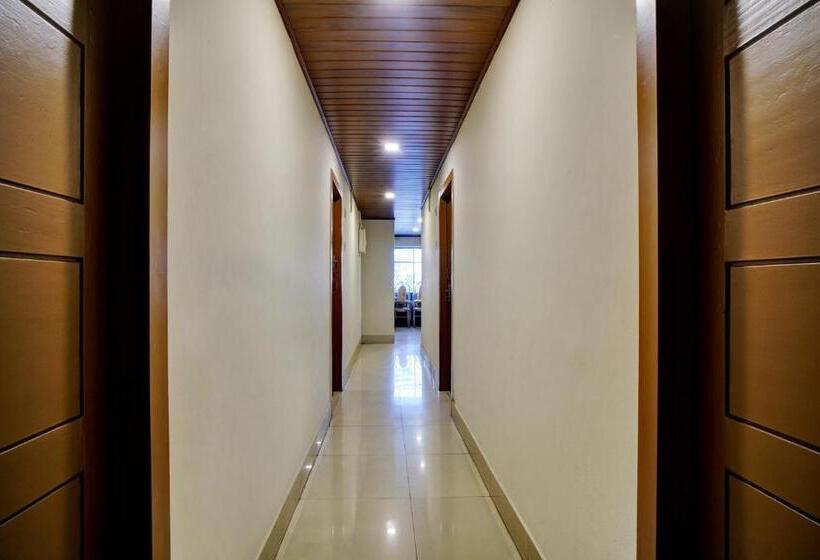 בית מלון כפרי Oyo Flagship Chiyang