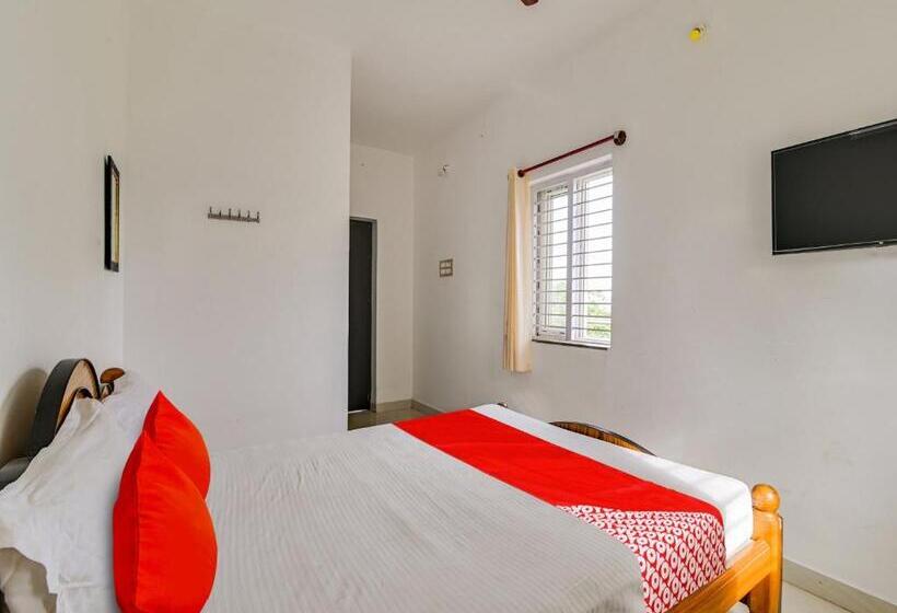 فندق Oyo Flagship K V R Residency