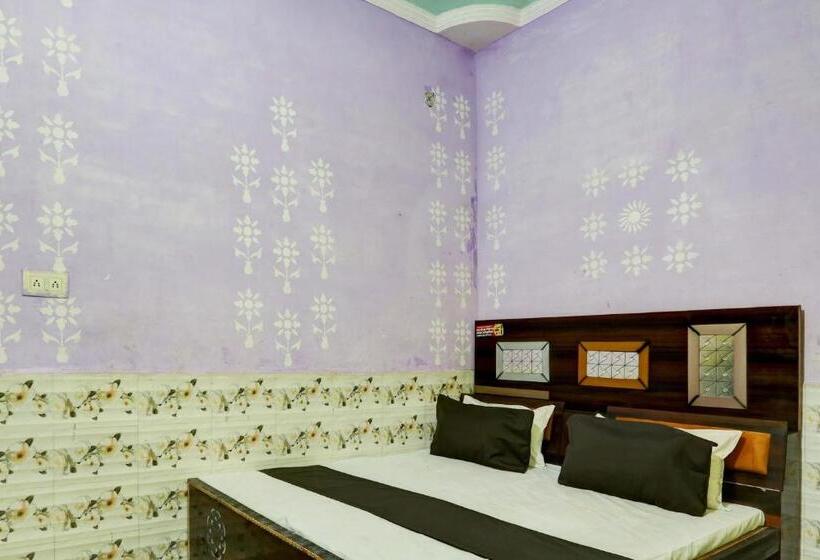 ホテル Oyo Flagship Krishna