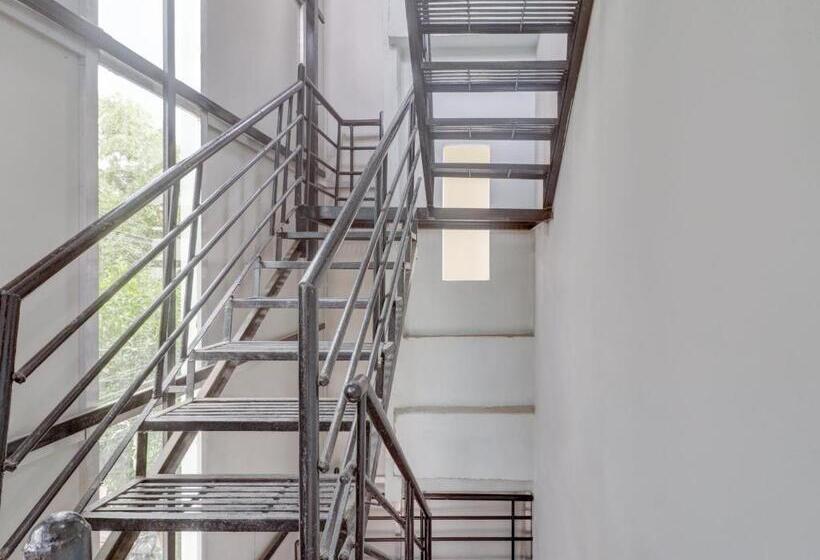 酒店 Oyo Flagship Maruthi Residency