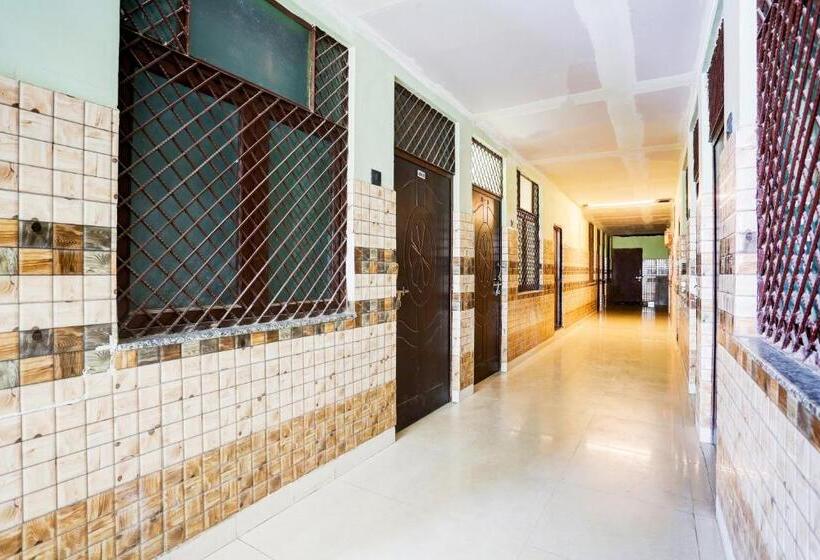 فندق Oyo Flagship Royal