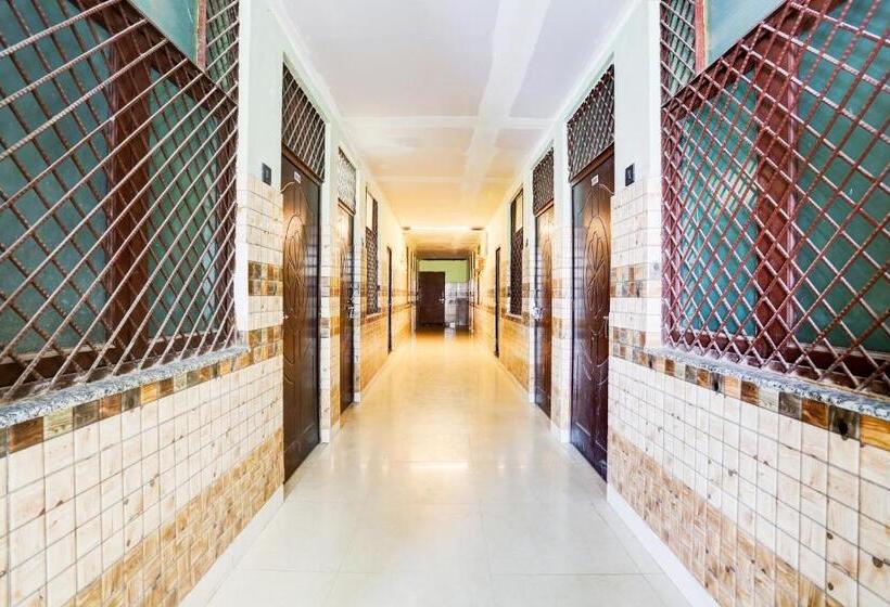 فندق Oyo Flagship Royal