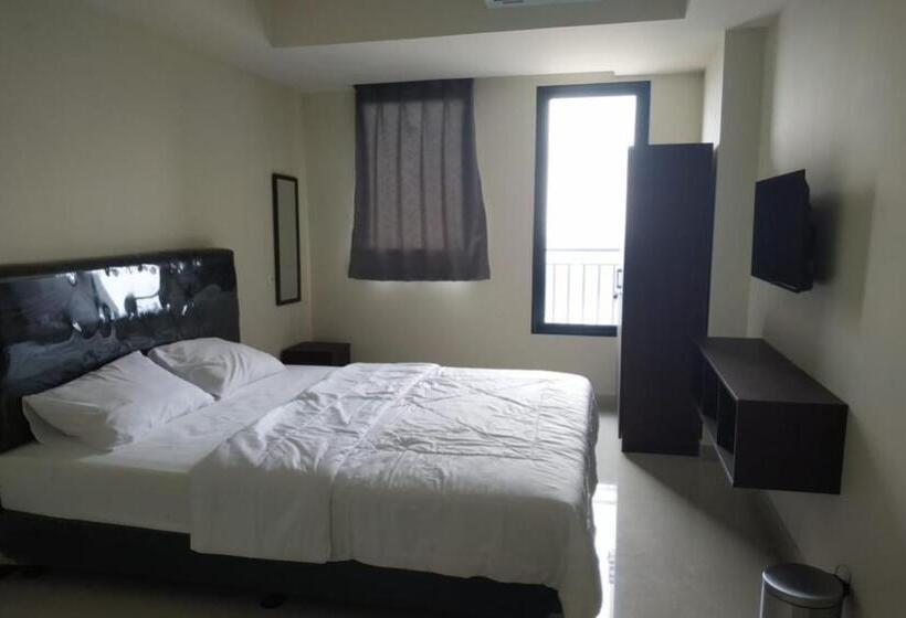 ホテル Oyo Life 92745 The Margo Monthly Stay