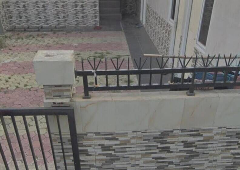 호텔 Oyo Life 92780 Kost Bara