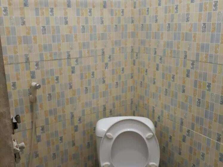 호텔 Oyo Life 92780 Kost Bara