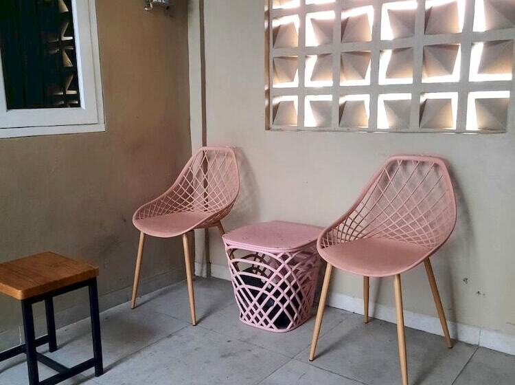 酒店 Oyo Life 92781 Kost Parung Serab Syariah