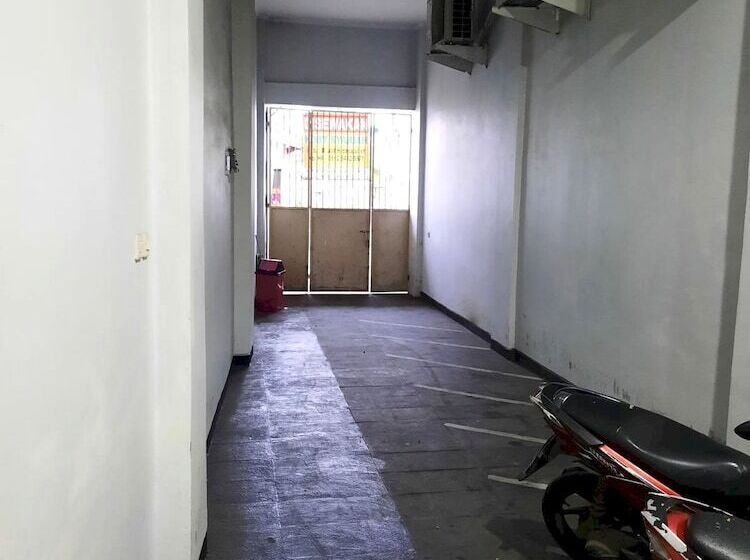 酒店 Oyo Life 92781 Kost Parung Serab Syariah